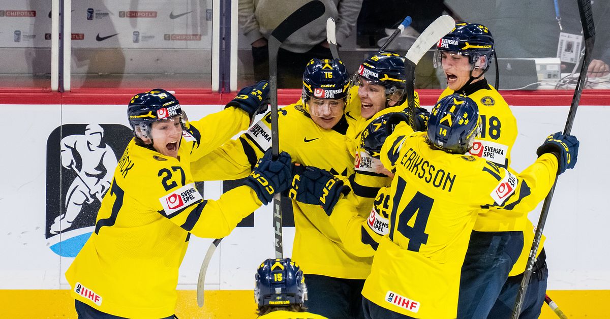 Sverige klart f&ouml;r JVM-final &ndash; vann galen straffrysare mot Finland