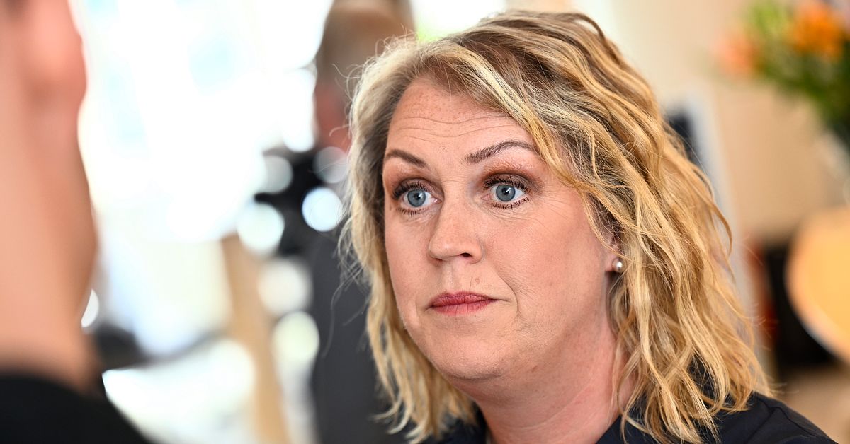 Hallengren (S) f&ouml;rd&ouml;mer M-politikerns vaccinkritik: &rdquo;Obehagligt&rdquo;