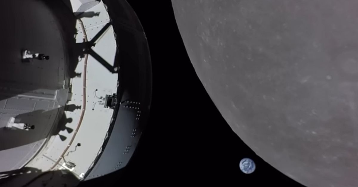 Se astronauterna &aring;ka mot m&aring;nens baksida &ndash; SVT s&auml;nder