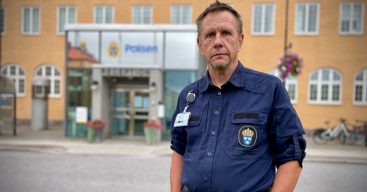 Polisens uppmaning: &rdquo;H&aring;ll avst&aring;nd till bilen framf&ouml;r, fattar du?&rdquo;