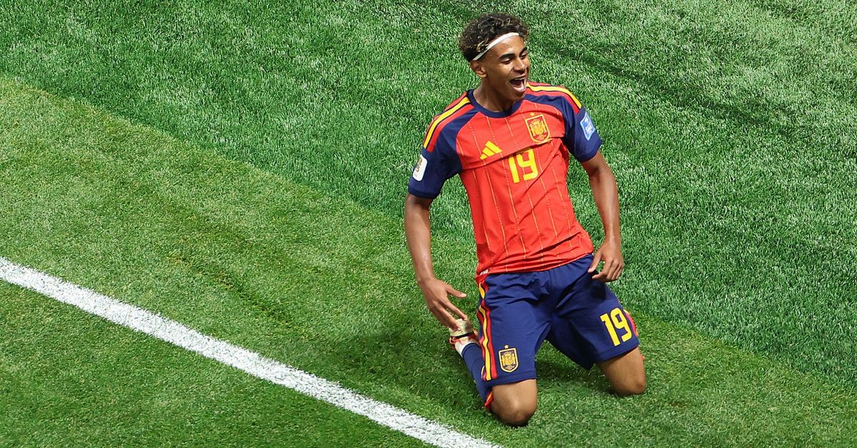 Lamine Yamal gjorde sitt f&ouml;rsta VM-m&aring;l i Spaniens kross mot Saudiarabien