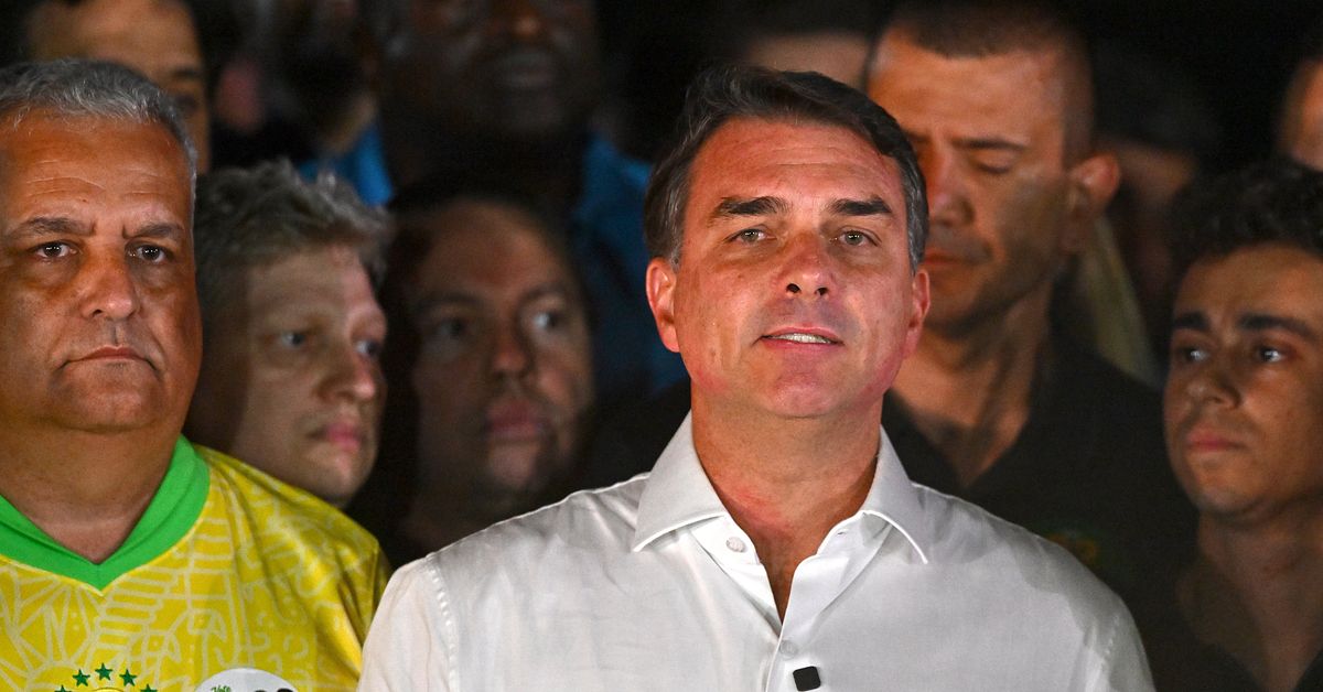 Fl&aacute;vio Bolsonaros pass indraget efter valf&ouml;rlusten