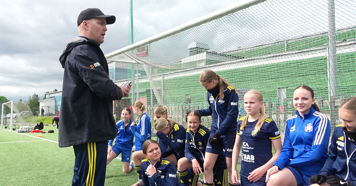 Här är fotbollstjejernas ovanliga uppladdning inför Piteå Summer Games