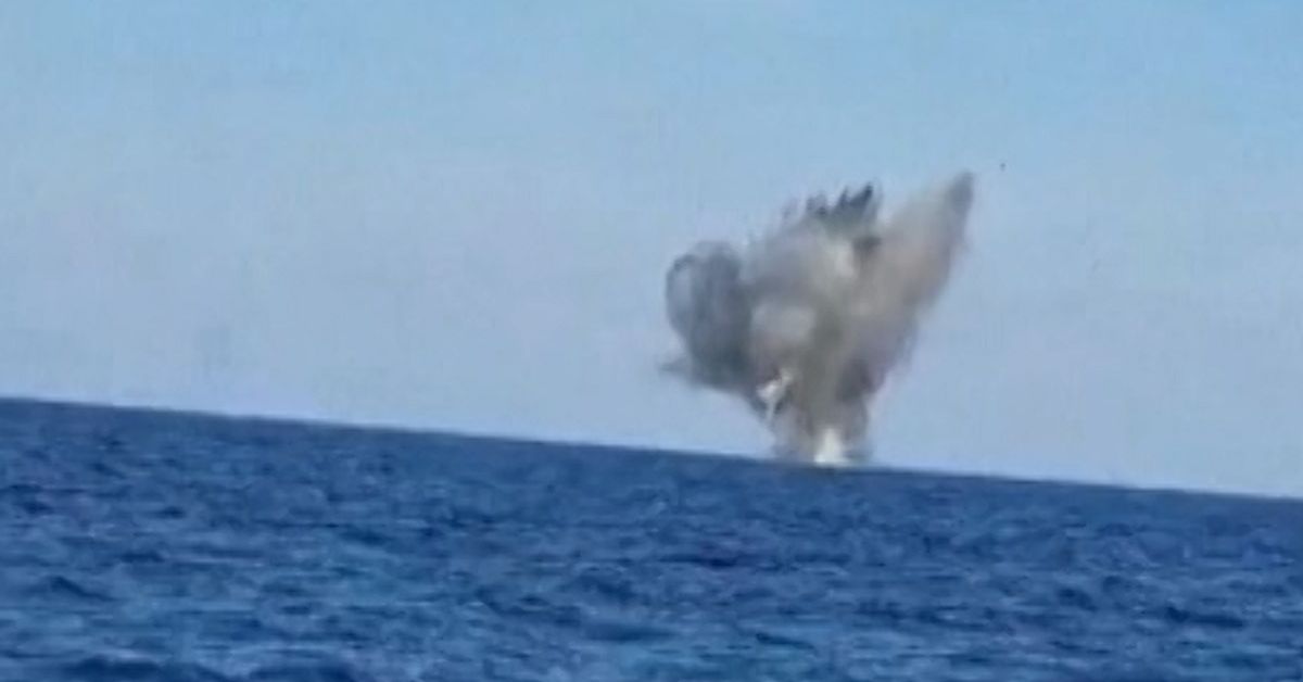 Se när Rumänien spränger ”Sea baby”-drönare i Svarta havet