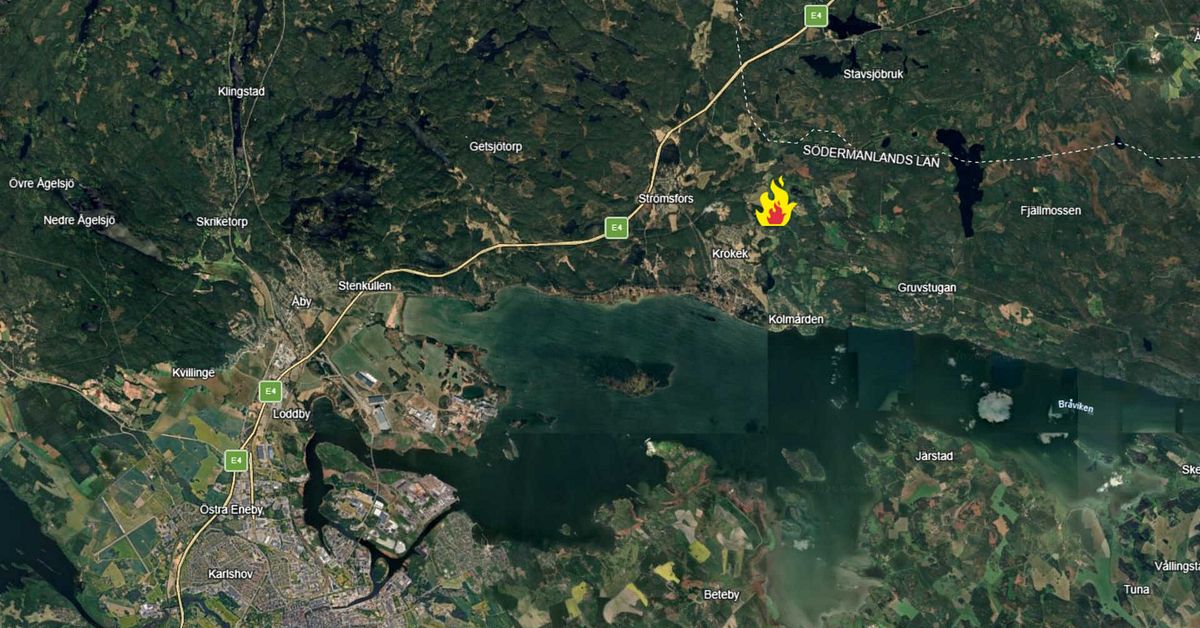 Skogsbrand bek&auml;mpas utanf&ouml;r Norrk&ouml;ping