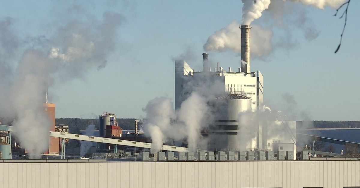 Stora Enso varslar i Skoghall och i Grums