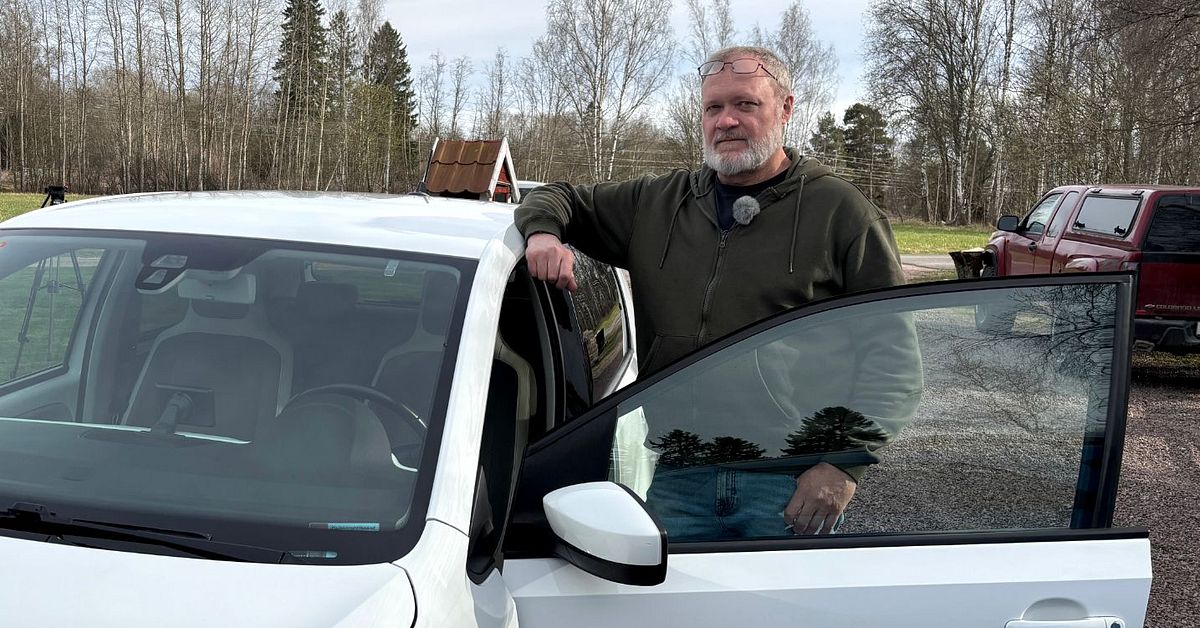 Efter nya elbilspremien – Eriks elbil kostar honom 200 kronor