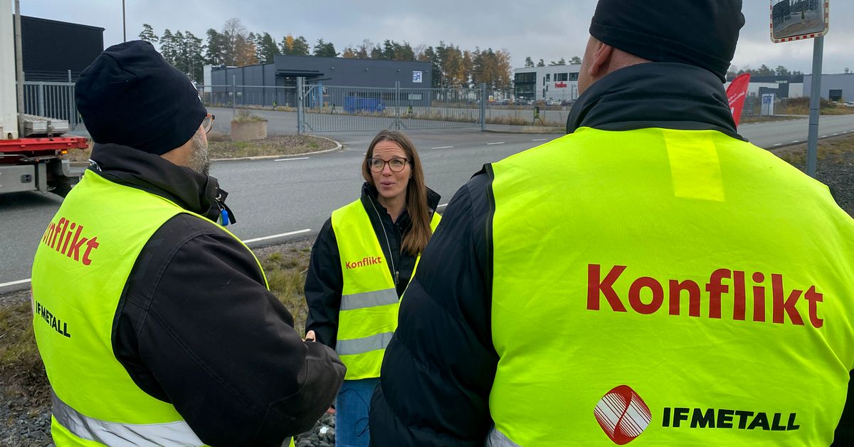Ett år av strejk – IF Metall fortsätter vakta utanför Tesla i Jönköping