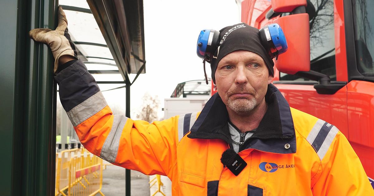 Nya busskurar på olycksplatsen: ”Ingen vanlig dag på jobbet”