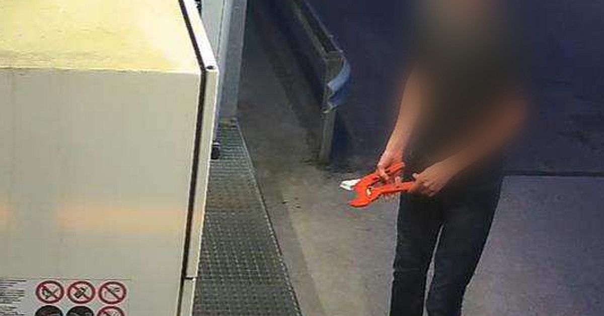 Man klippte sönder bensinslangar i Västsverige – i protest mot reduktionsplikten