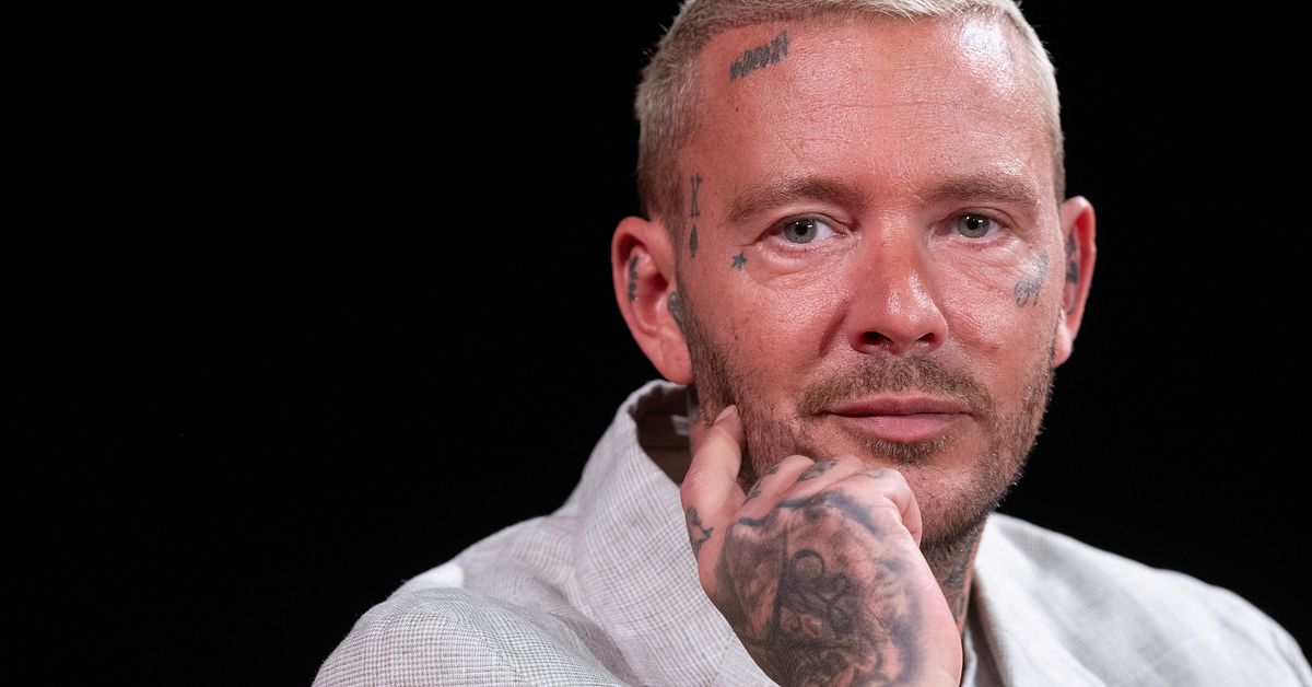 Joakim Lundell st&auml;mmer kvinna i Trosa f&ouml;r f&ouml;rtal