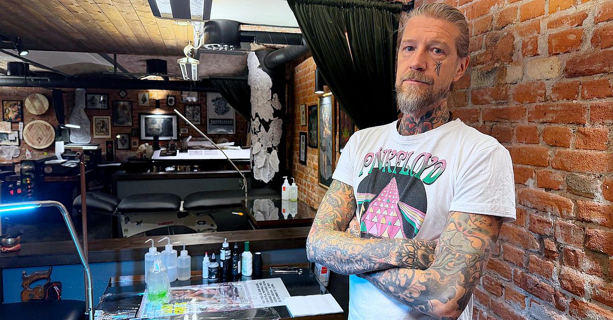 Tomas tatueringsstudio l&auml;nsades under semestern &ndash; ersatt av tv&auml;ttstuga