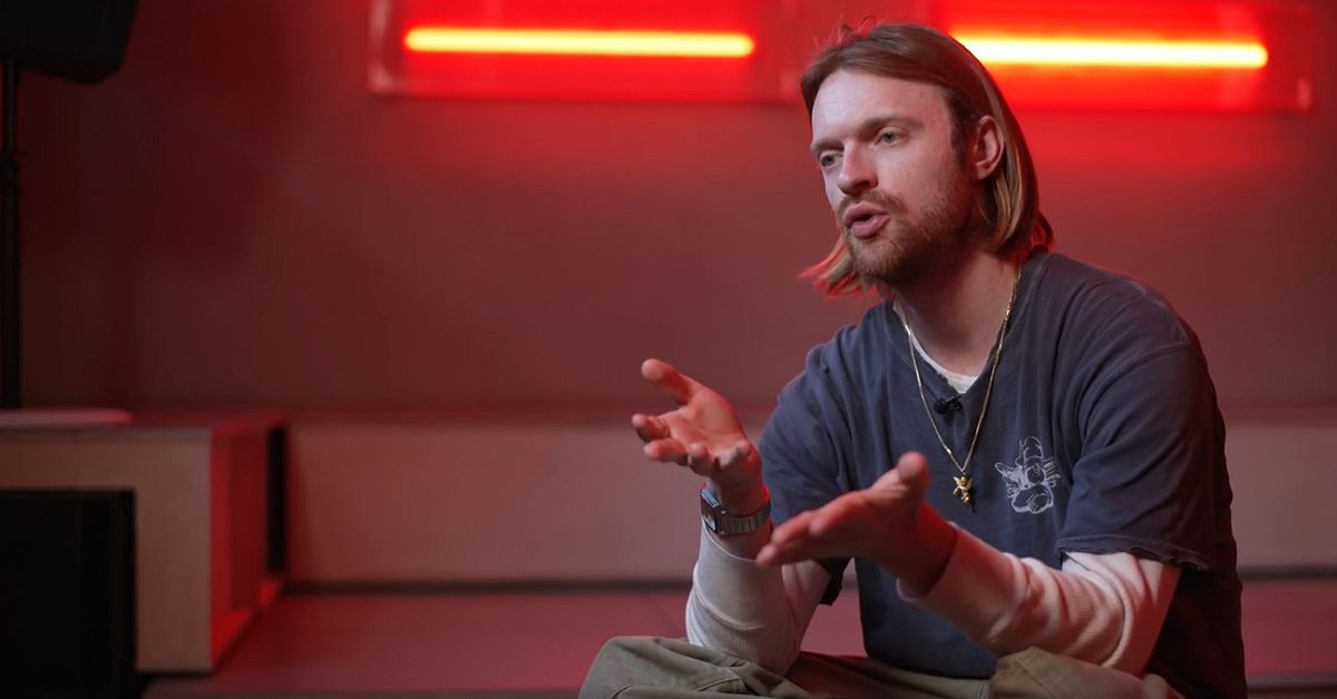 Finneas om samarbetet med lillasyster Billie Eilish: ”Idén styr”