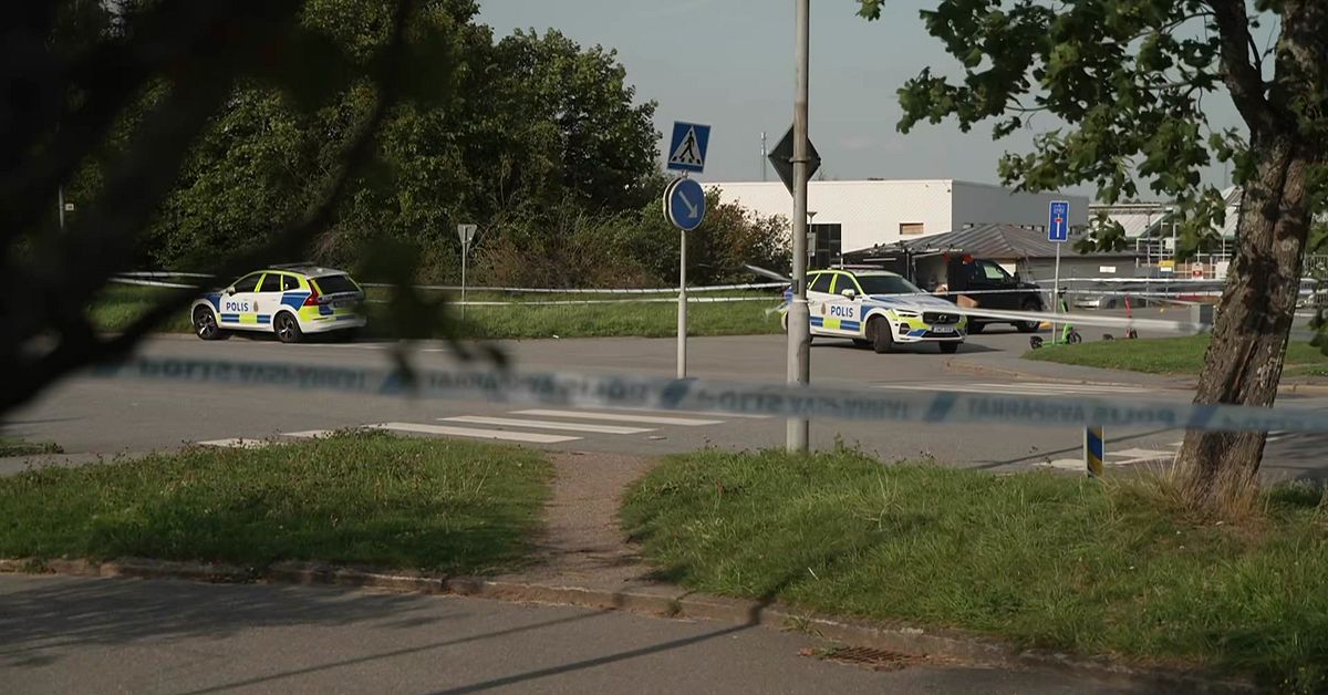 Fyra anhållna misstänkta för dödsskjutningen vid Örebro moské