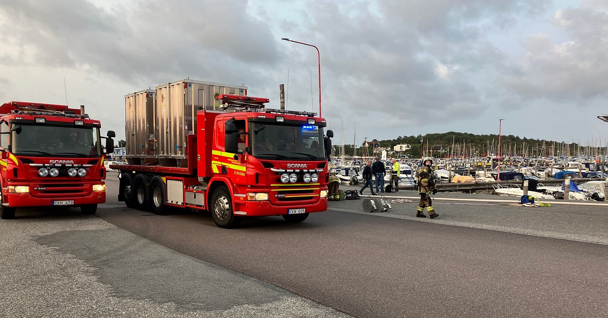 Åtta båtar i brand