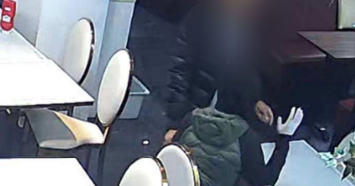 Tonåring på misstänkt morduppdrag avväpnades av offer