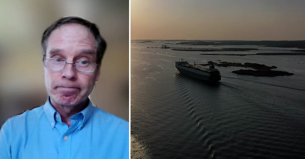 Sekunder fr&aring;n fara n&auml;r fritidsb&aring;tar m&ouml;ter j&auml;ttelika fartyg