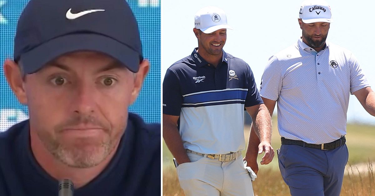 Rory McIlroy i keps, bredvid en annan golfspelare på banan