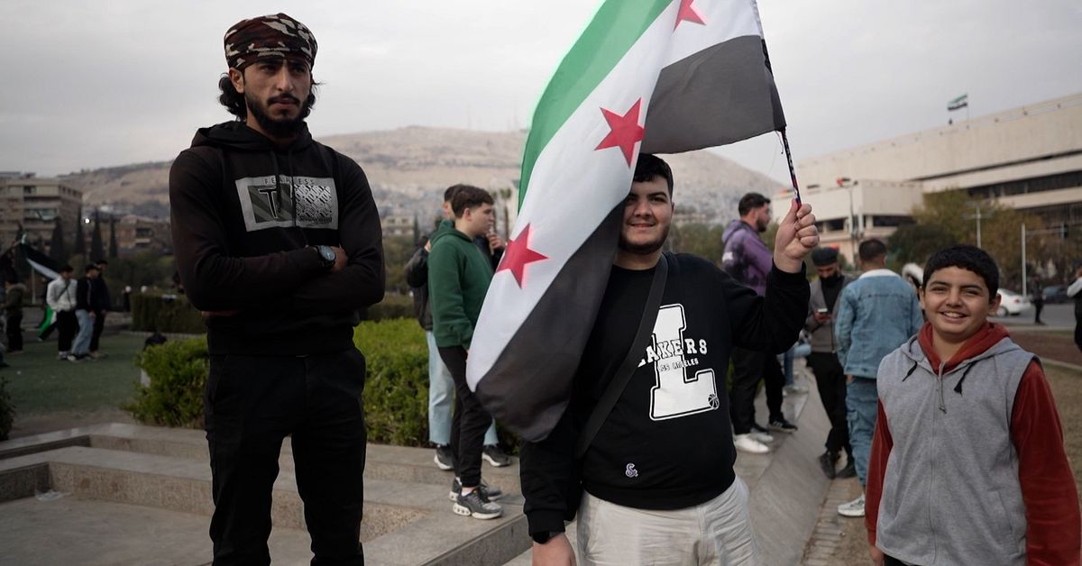 Här firar syrier diktaturens kollaps
