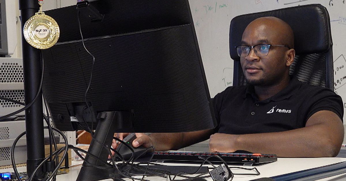 Moses involverad i Afrikas rymdkappl&ouml;pning: &rdquo;Vilda V&auml;stern&rdquo;