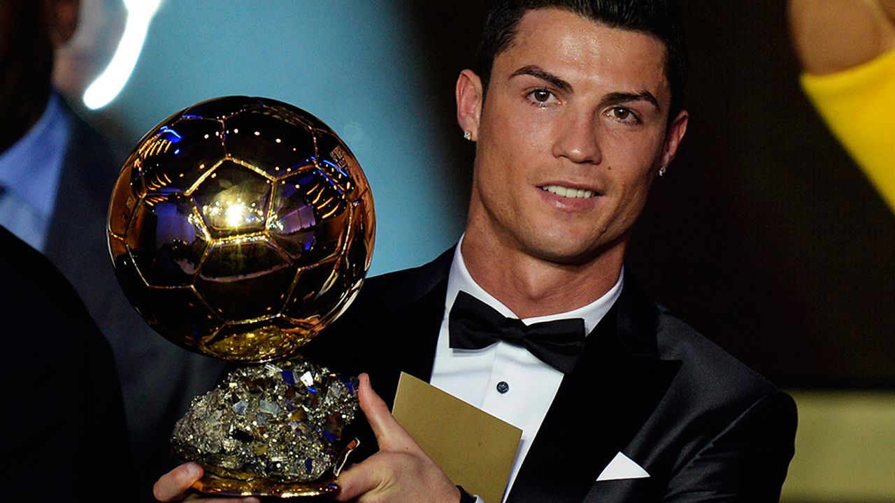 Sport: Cristiano Ronaldo fick Guldbollen | SVT Sport