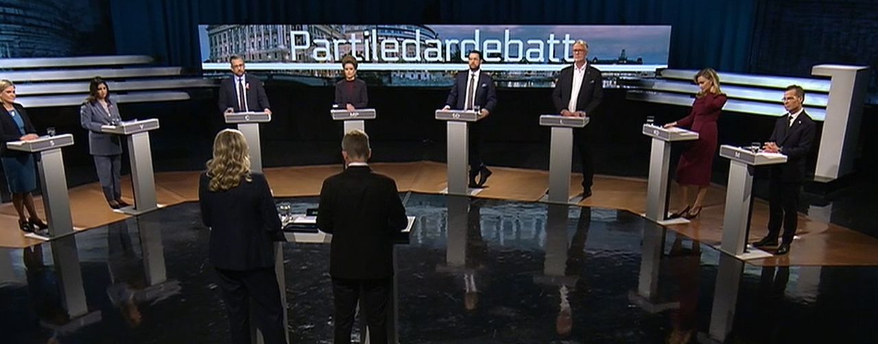 Partiledarna i debatt i SVT:s Agenda.
