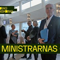 Reporter Richard Aschberg på plats i riksdagen