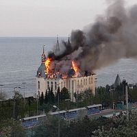 Slott brinner i Odessa i Ukraina