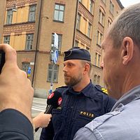 Polisen på presskonferens om gängvåldet