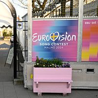 Entrén till Eurovision Village