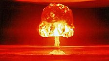 Explosion efter provsprängning av kärnvapen