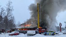 Brand i matbutik i Västerås