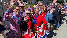 Brittiska fans och Eurovision entusiaster samlade på väg in i Malmö arena