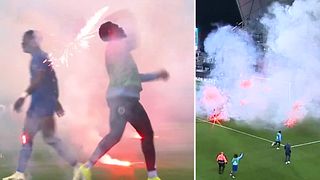 Skandalscener i franska andraligan – spelare och supportrar kastade bengaler mot varandra