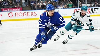William Nylander med tre assist i San Jose-krossen