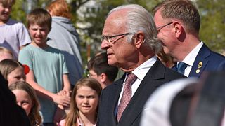 Folkfest när kungen besökte Örebro – se bilderna från Stadsparken