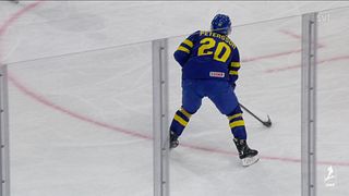 André Pettersson prickskjuter in 2-1