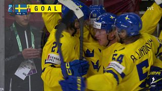 Timothy Liljegren gör 1-1 mot Lettland
