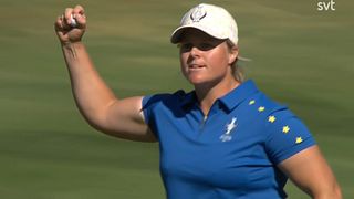 Caroline Hedwall med ännu en mäktig birdie