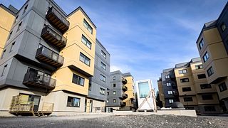 Ägaren av hyreshusen i Valla: ”Vi har haft jättestora problem”