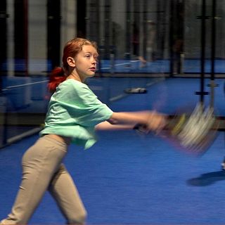 Ideella krafter räddade padelhallen i Oskarström