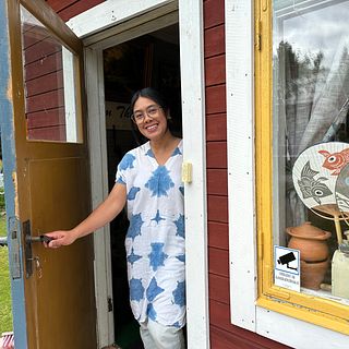 Kritsanee driver restaurang i lilla Sandsjö