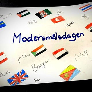 Modersmålsdagen  firas av elever och lärare i Hudik.