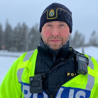 Tre frågor om trafikolyckor med trafikpolis Johan Löfstedt i Umeå