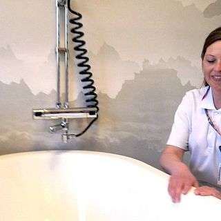 Nu får Skellefteå nya lokaler till förlossningen – med eget spa. Se de nya lokalerna i klippet.