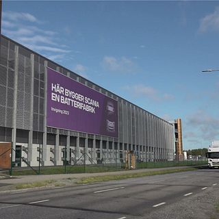 Nu öppnar Scania sin batterifabrik – men utmaningar återstår