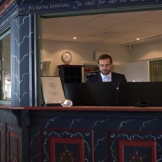 Hotellnäringens kritik mot lönegolvet: Regeringen lägger sig i lönesättningen