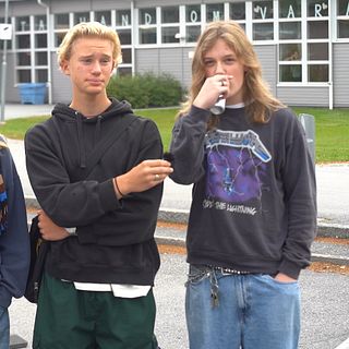 Hör hur lätt det är att få tag i energidryck även om du är för ung
