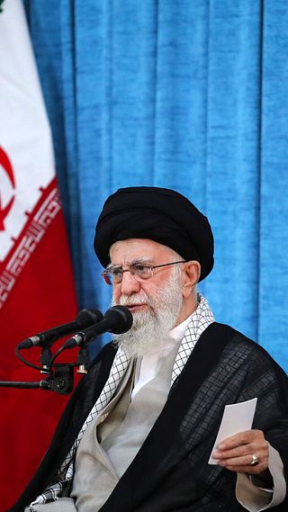 Varför attackerar Iran och Israel varandra?