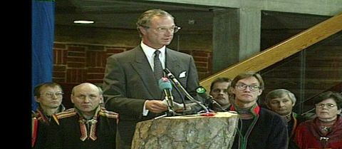 Här inviger kungen Sametinget 1993